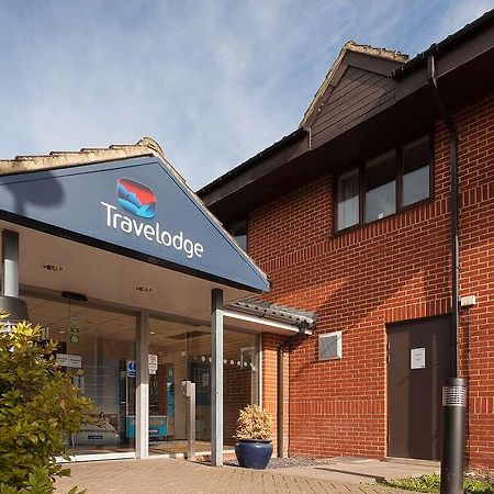 Travelodge Newbury Tot Hill Highclere Bagian luar foto