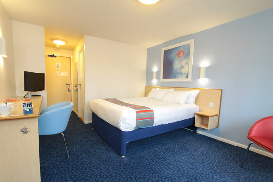 Travelodge Newbury Tot Hill Highclere Ruang foto
